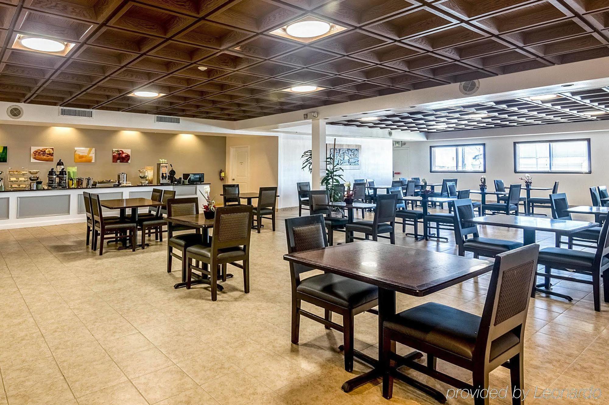 Texas Inn & Suites デントン エクステリア 写真