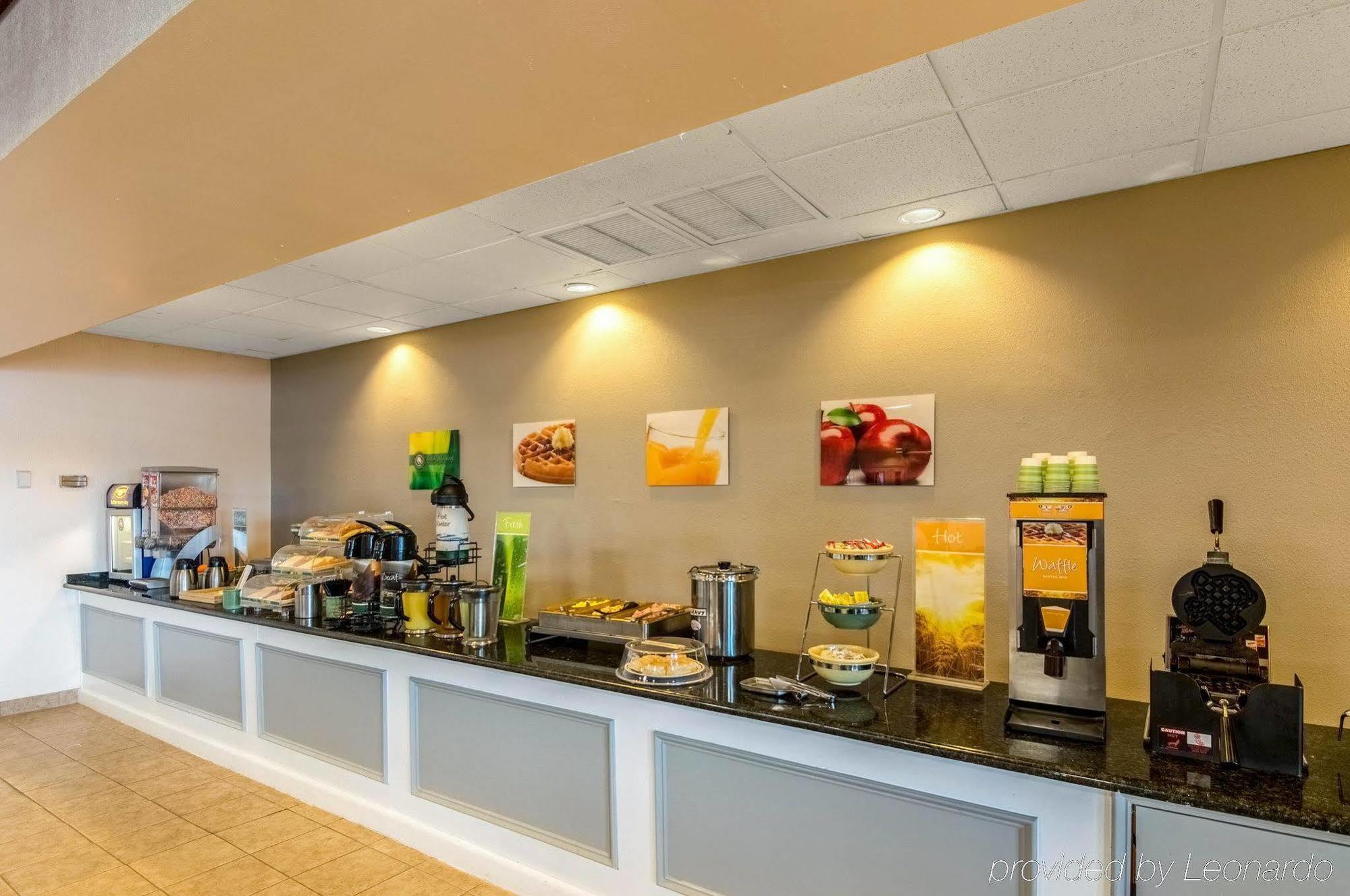Texas Inn & Suites デントン エクステリア 写真