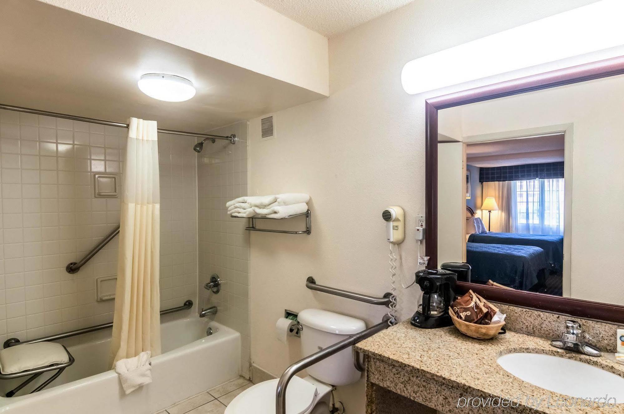 Texas Inn & Suites デントン エクステリア 写真