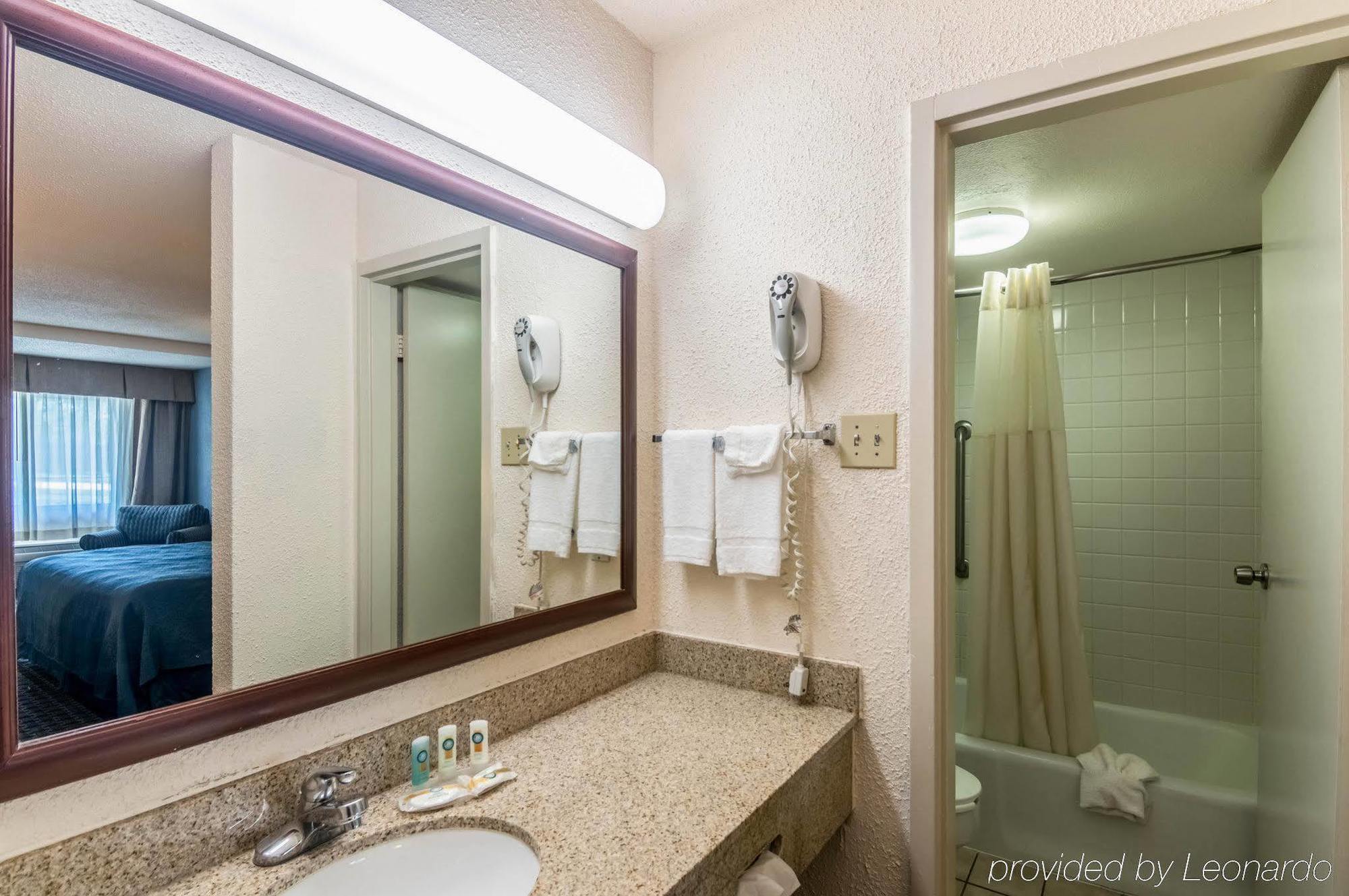 Texas Inn & Suites デントン エクステリア 写真