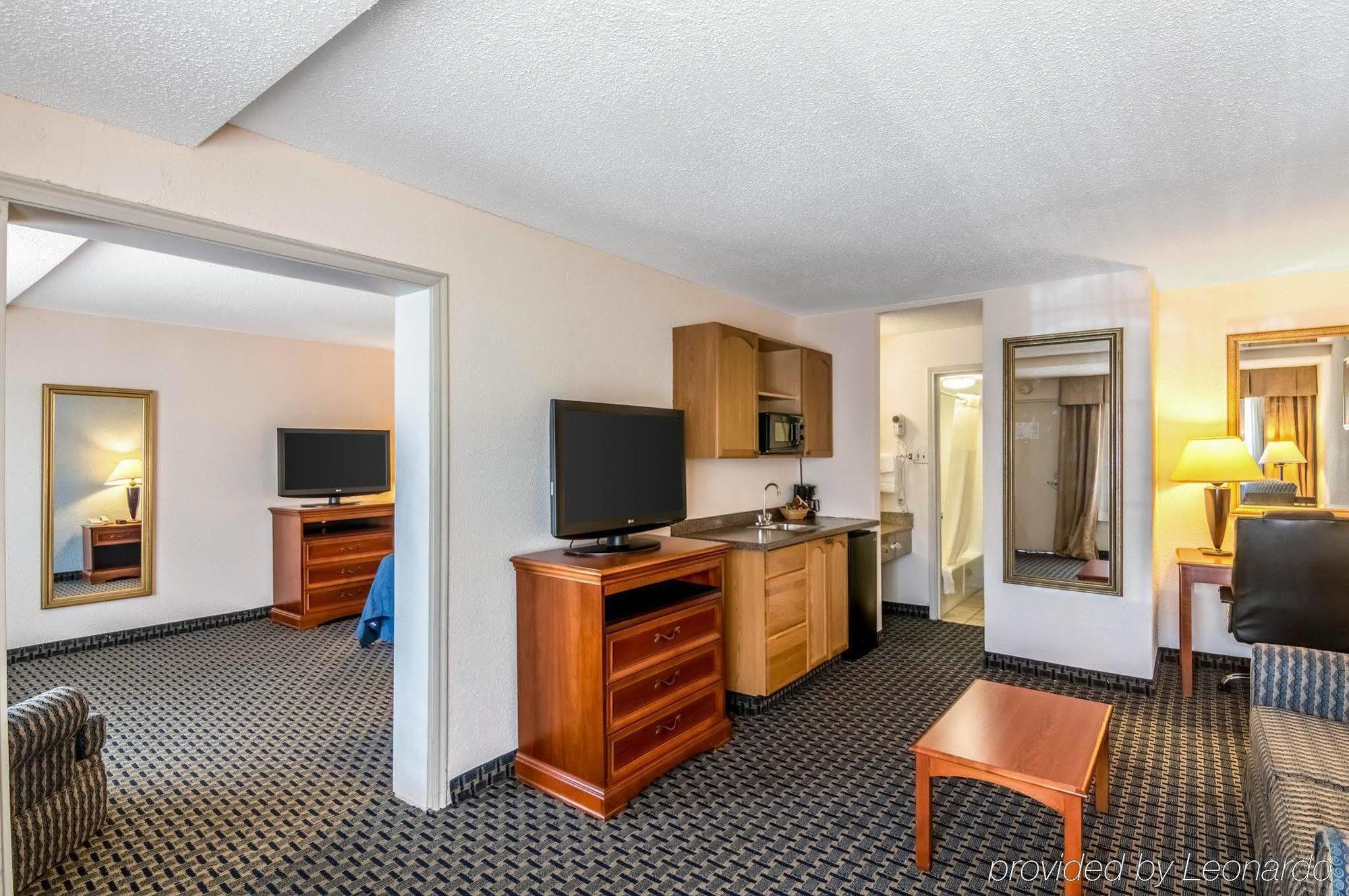 Texas Inn & Suites デントン エクステリア 写真