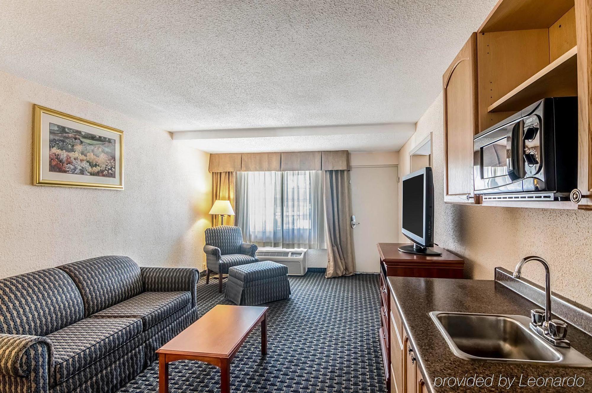Texas Inn & Suites デントン エクステリア 写真