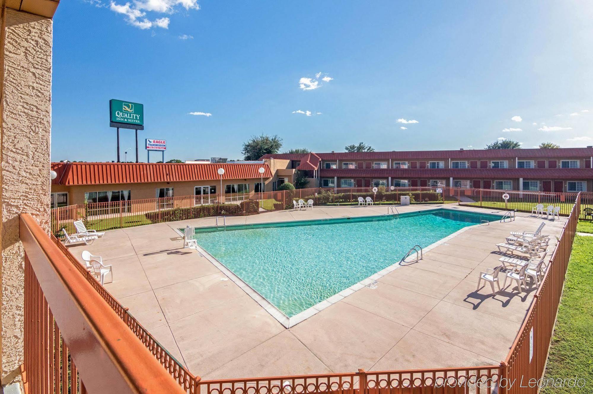 Texas Inn & Suites デントン エクステリア 写真