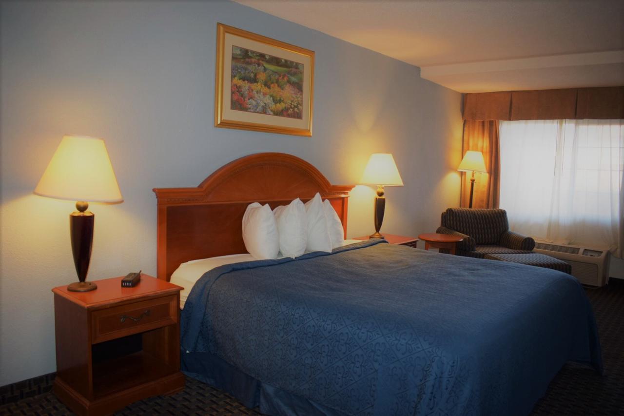 Texas Inn & Suites デントン エクステリア 写真